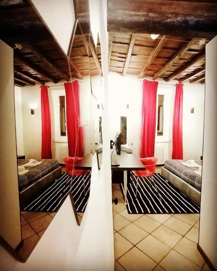 Chroma Italy - Chroma Apt Campo De' Fiori Eksteriør bilde